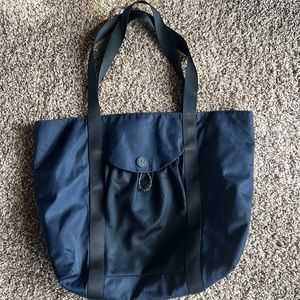 Lululemon Navy tote bag